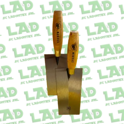 Poza cu Mistrie pătrată pentru zidărie – 16 cm & 18 cm